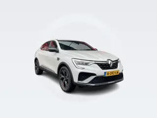 Renault Arkana 1.6 E-Tech Hybrid 145 R.S. Line / afneembare trekhaak / parkeersensoren / achteruitri