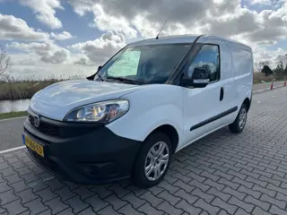 Fiat Doblò Cargo 1.3 MJ L1H1 Actual, Airco, Elektrische ramen, Centrale vergrendeling