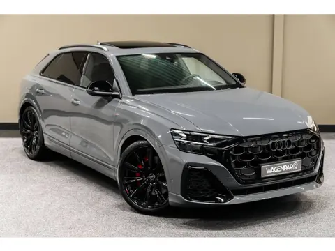Audi Q8 60 TFSIe Competition 4W-STURING.MASSAGE.HEADUP.VOLL