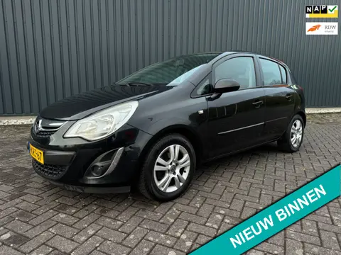 Opel Corsa 1.2-16V Berlin ( AIRCO + KM NAP )