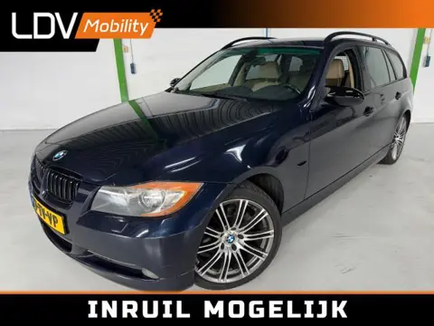 BMW 3-SERIE 325XI HIGH EXECUTIVE / 3.0 Benzine / 6-cilinder / vierwielaandrijving / Amerikaanse uitvoering.