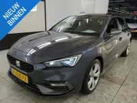 SEAT Leon Sportstourer 1.0 TSI FR Business Intense NL-AUTO | CAMERA | STOEL/STUUR VERWARMING