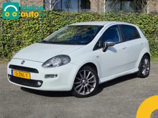 Fiat Punto Evo 0.9 TwinAir Sport | Navi | CruiseControl | Trekhaak | Clima