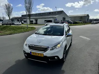 Peugeot 2008 1.6 VTi Féline Panorama Vol optie’s (bj 2013)