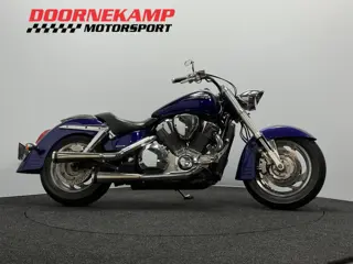 Honda VTX 1800 (bj 2003)