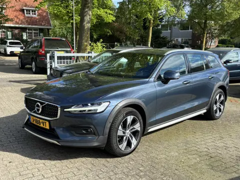 Volvo V60 Cross Country 2.0 B5 AWD Pro Panorama dak Keyless On call