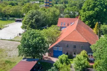 Paardenliefhebbers, 3,8 hectare/boxen/gerenoveerde boerderij