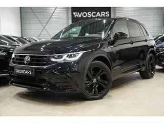 Volkswagen Tiguan 1.5 TSI R-Line * Trekhaak - Virtual - Camera - Black Style - IQ Light - ACC - Sfee