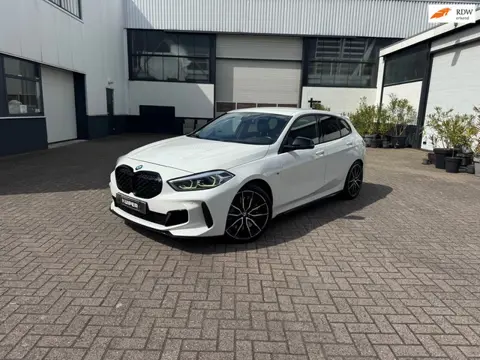 BMW 1-serie M135i xDrive High Executive 306pk