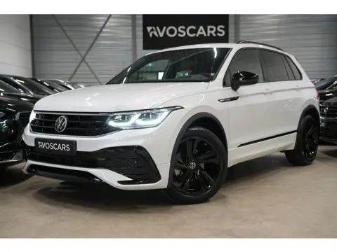 Volkswagen Tiguan 1.5 TSI R-Line * Virtual - HUD - Black Style - Camera - Keyless - IQ Light - Blind
