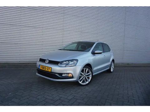 Volkswagen Polo 1.2 TSI Highline Climate / Cruise / BT / Parkeers. / Elektr. ramen / Lm velgen / NAP