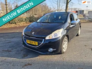 Peugeot 208 1.2 VTi Oxygo NETTE AUTO RIJDT EN SCHAKELT GOED