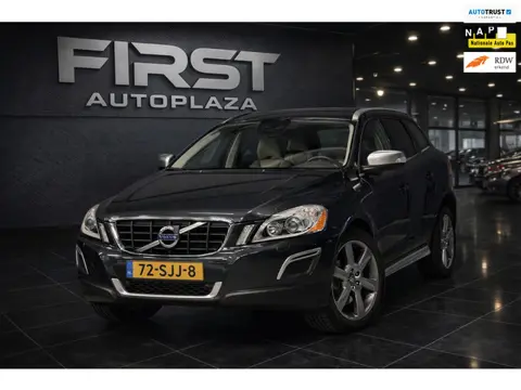Volvo XC60 2.0 T5 Summum AUTOMAAT MEMORY|DODEHOEK|LEDER|NAVI | KEURIGE AUTO !