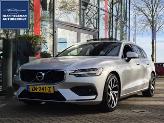 Volvo V60 2.0 T5 250PK Momentum Automaat | Panodak | Navigatie | Climate Control | Cruise Control | 
