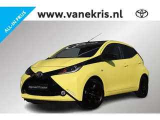 Toyota Aygo 1.0 VVT-i x-cite, Bluetooth, Airco, Parkeercamera, Privacy Glas.