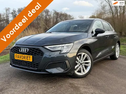 Audi A3 Sportback 35 TFSI Advanced edition / Automaat / Incl BTW / Schuif-Kanteldak / Airco / Naviga