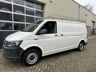 Volkswagen Transporter 2.0 TDI L2H1 Imperiaal,Trekhaak 2 schuifdeuren,Airco Rondom parkeerschades