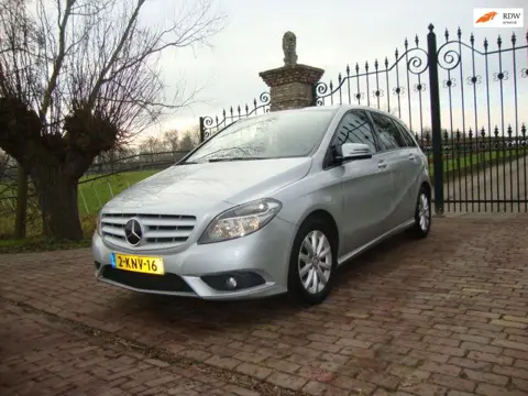 Mercedes-Benz B-klasse B 200 Automatic