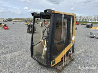 Cat 315 Cab