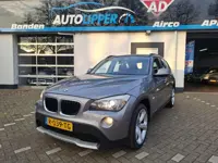 BMW X1 sDrive18i Executive /Nieuwe apk bij aflevering/Lm velgen/Navi/Trekhaak/Schuifdak