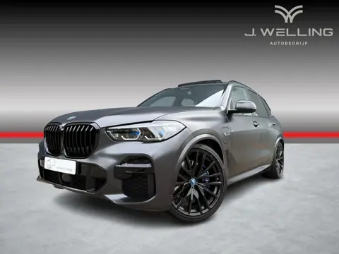 BMW X5 xDrive45e B&W Skylounge massage tr.hk