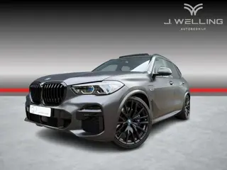 BMW X5 xDrive45e B&W Skylounge massage tr.hk