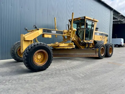 Cat 140H (bj 2003)