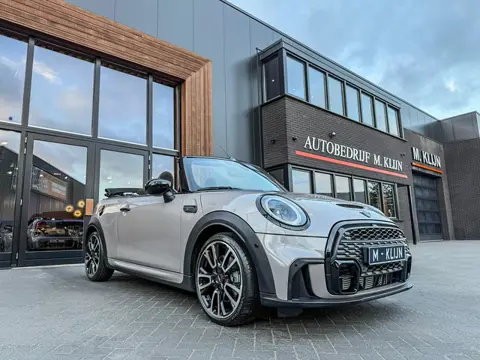 Mini Mini Cabrio 2.0 Cooper S John Cooper Works F1 aut Rooftopgrey/Camera/Head Up/18"Jcw
