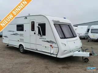 Elddis Crusader Aurora 530 Mover Dwarsbed Zit Toilet
