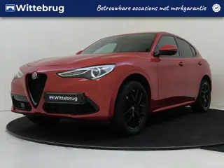 Alfa Romeo Stelvio 2.0 T AWD First Edition | Navigatie | Lederen bekleding | Lichtmetalen Velgen |