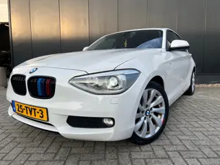 BMW 1-serie 116i Sport '12 Automaat/Navi/17Lmv/NwKetting!
