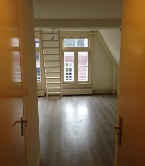 Woning aan de Oudkerkhof te Utrecht