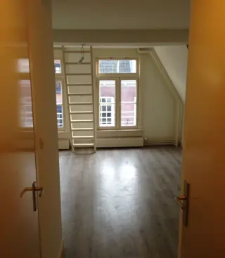 Woning aan de Oudkerkhof te Utrecht