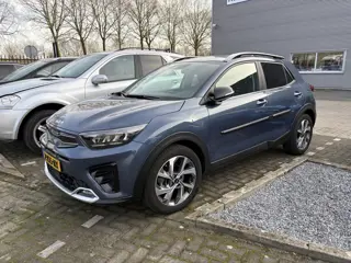 Kia Stonic 1.0 T-GDi MHEV GT-PlusLine 1e eigenaar // GT Plus // SchuifDak // Dodehoekdet. info Roel 