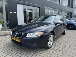 Volvo V70 1.6 T4 Momentum Climate Control | Leder | Cruise Control