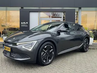 Kia EV6 Light Edition 63 kWh | Achteruitrijcamera | Stoel Stuur verwarming | Adaptive cruise |