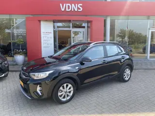 Kia Stonic 1.0 T-GDi MHEV DynamicLine Navigatie + Camera // Climate // Cruise Control  Info Roel : 0