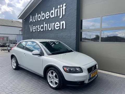 Volvo C30 2.4i Momentum trekhaak navi clima