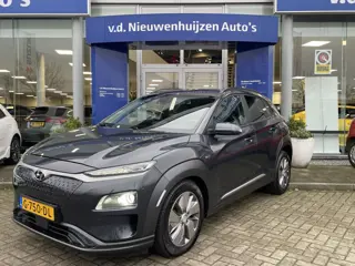 Hyundai Kona EV Premium 64 kWh | | Leder | Stoel verwarming | Camera |