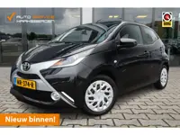 Toyota Aygo 1.0 VVT-i x-wave | Camera | Navi | Elektrische Ramen |