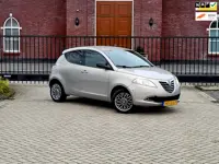 Lancia Ypsilon 0.9 TwinAir Platinum / Automaat / Leer / Airco / Cruise control