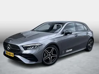 Mercedes-Benz A-klasse 180 Star Edition AMG | Night Pakket | Dodehoekassistent | Sierdelen Aluminium