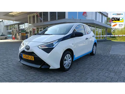 Toyota Aygo 1.0 VVT-i x-fun