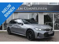 BMW 3-serie Touring 330e M-Sport Leder Navi Camera HiFi ACC Head Up St