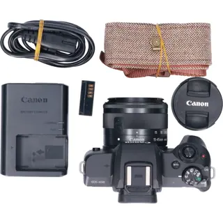 Tweedehands Canon EOS M50 Zwart + 15-45mm IS SMT CM6635