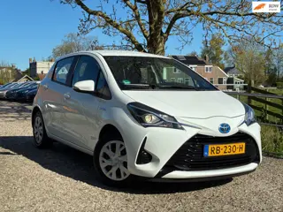 Toyota Yaris 1.5 Hybrid Aspiration | Navi + Camera + Cruise Nu € 7.975,-!!!