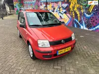 Fiat Panda 1.1 Young stuurbekrachtiging rijd goed apk december 2026 lak hier en daar niet netjes koo