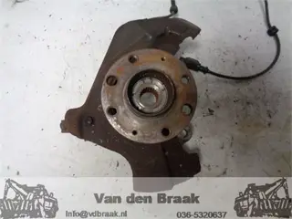 Fiat Grande Punto 1.4 8V 2006-2011 Fusee rechts voor