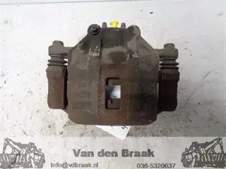 Kia Rio 2005-2011 Remklauw rechts voor