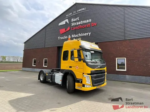 Volvo FM 410 Globetrotter 4x2 opleggertrekker met Welgro T5CDL12L 140 compressor. BS2019